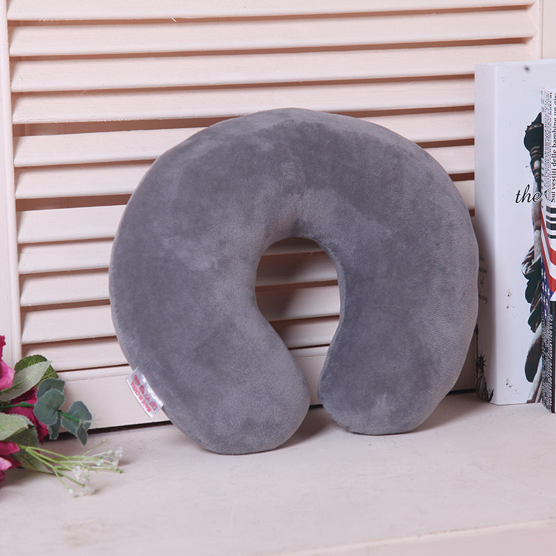 Monochrome u-shaped pillow neck pillow